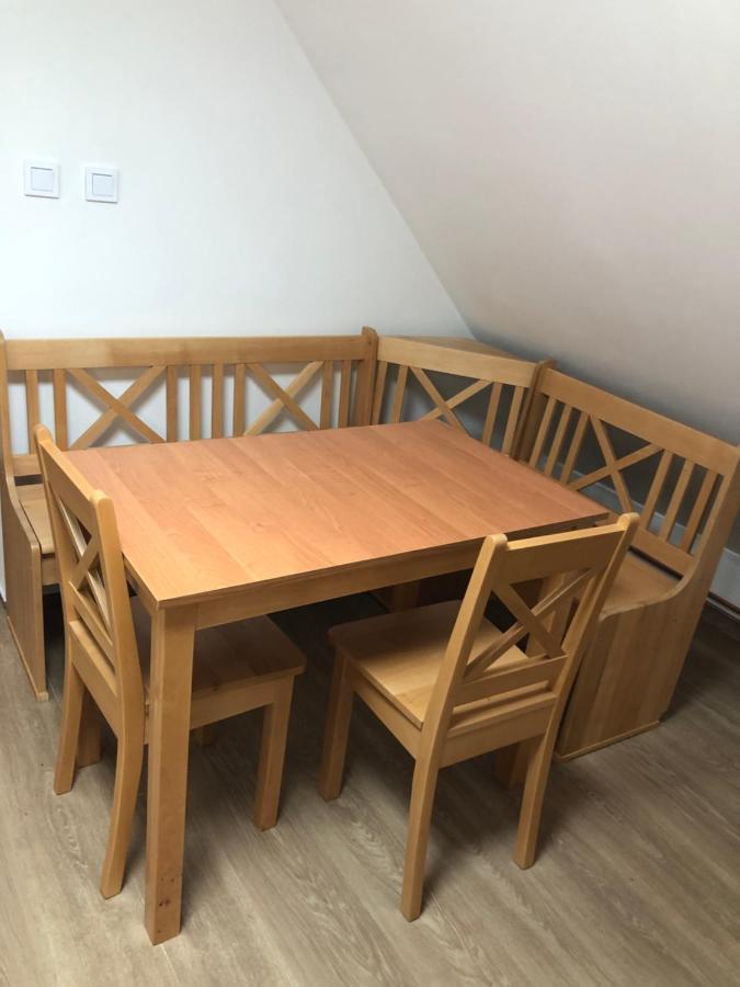 Apartmany U Vleku - Podkrovni Apartman Karlova Studanka Exterior photo